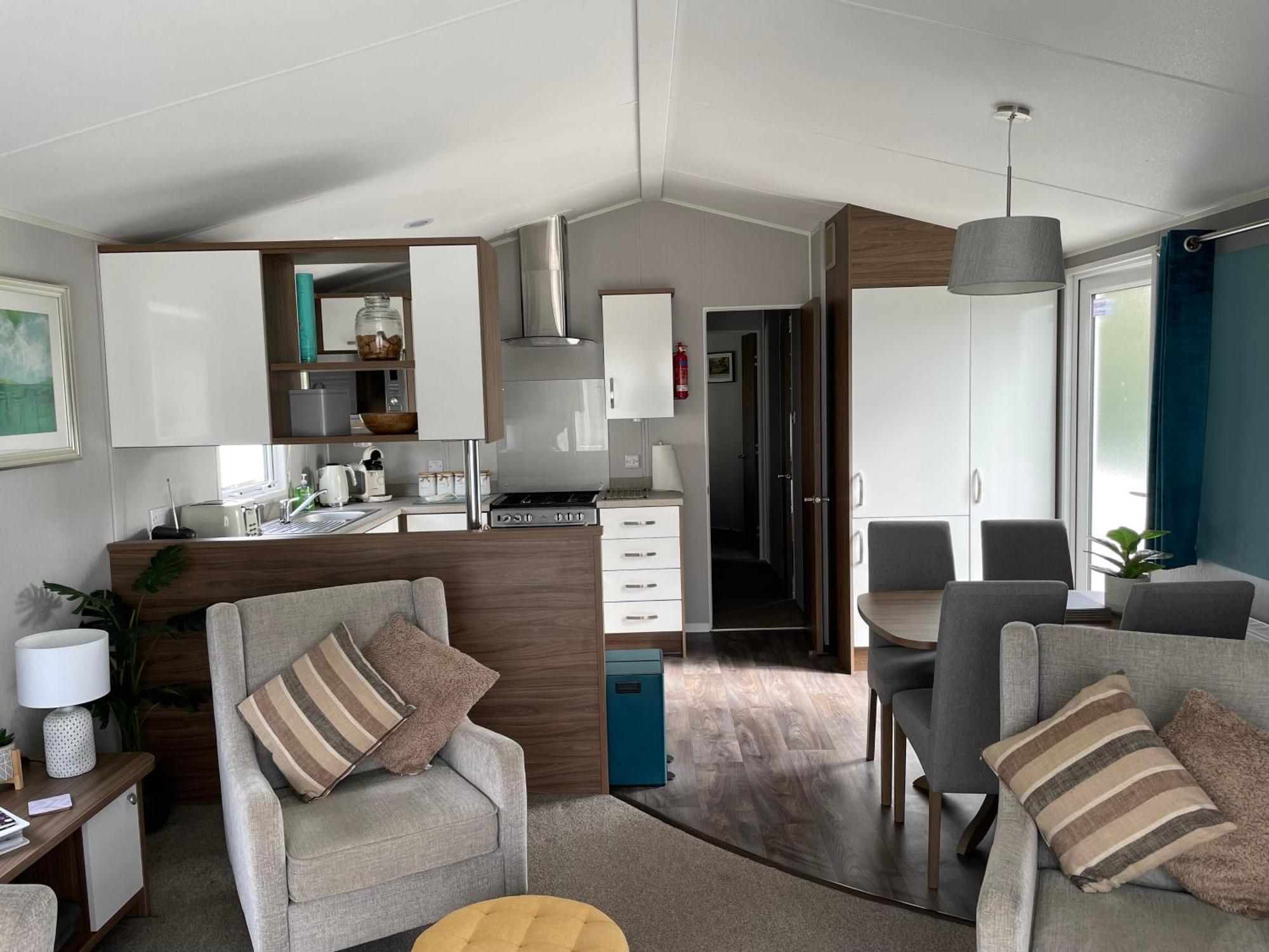 Belton with Browston 6 Berth Comfy Homely Caravan, Dog Friendly מראה חיצוני תמונה